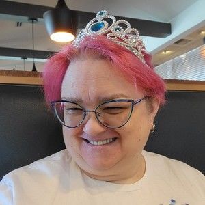 Meet your Posher, Christina